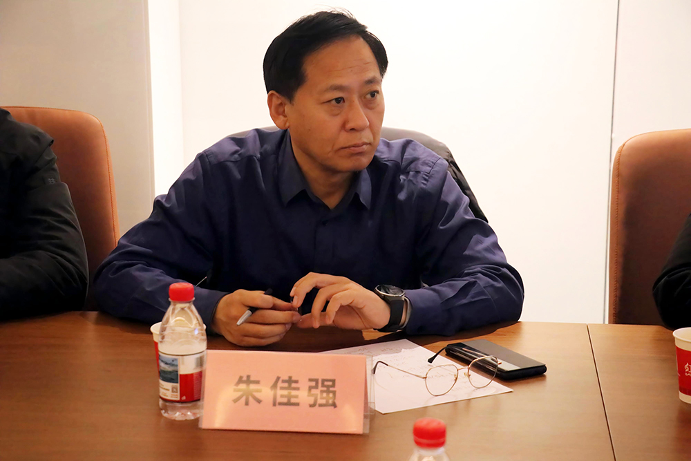 开封市考察团莅临德菲医疗北京运营中心考察指导